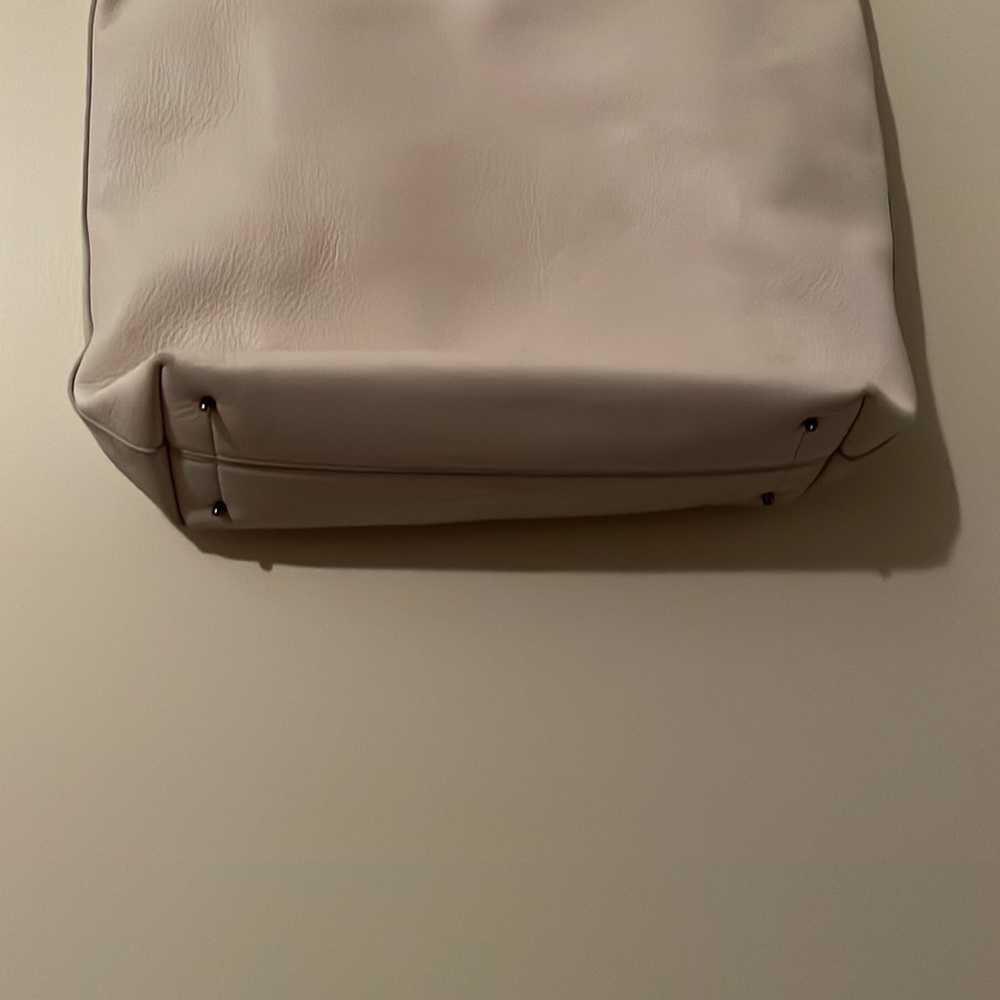 Everlane Italian Leather White / Cream Petra Tote Bag Purse with Metal Accents - Picture 9 of 16